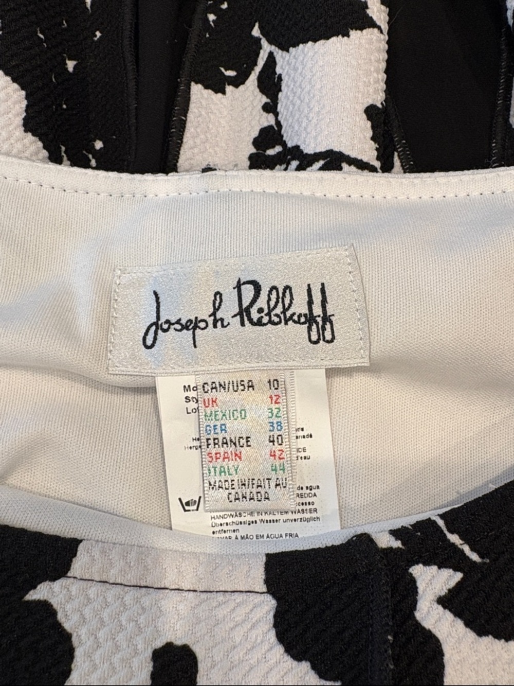 Joseph Ribkoff Black and White Floral Dress
Size 10 - Picture 3 of 4